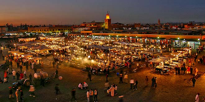 Marrakech-place Jemaa-El-Fna