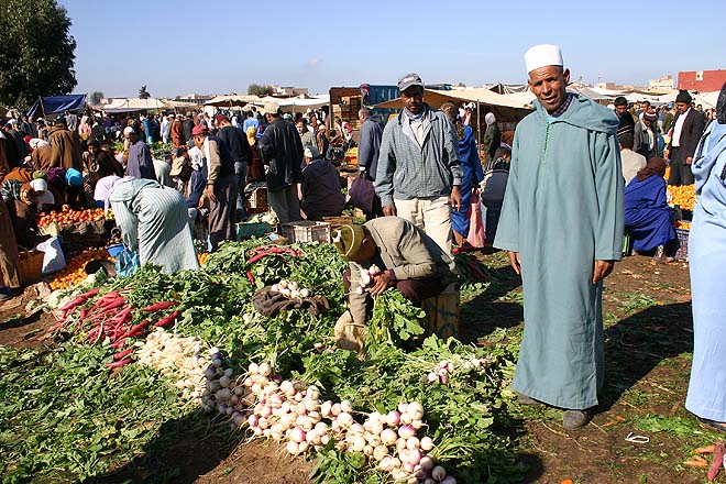 Maroc, Karia Ba Mohammed, souk rural