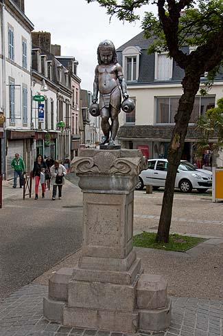 29 Douarnenez, Bolomig